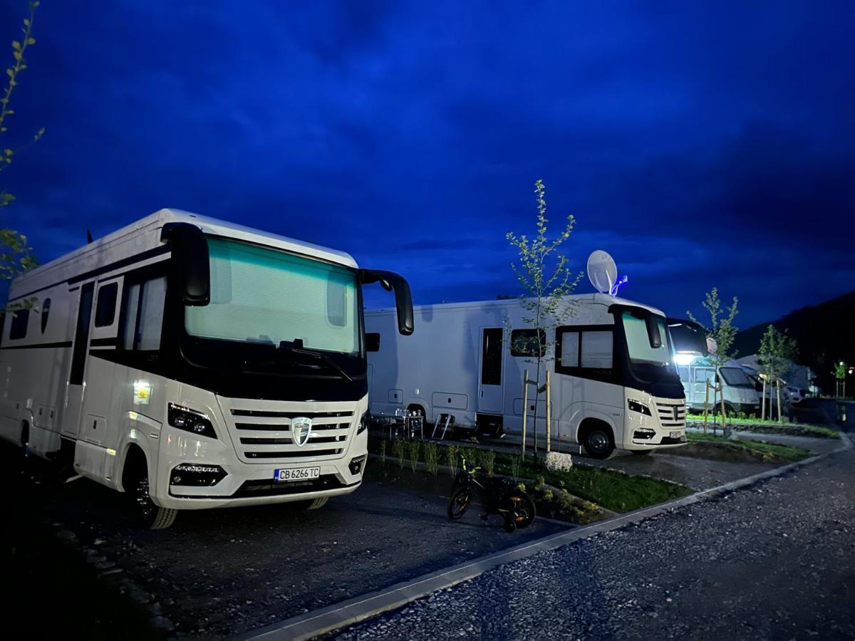 7 Lakes Camping Sapareva Banya Luaran gambar
