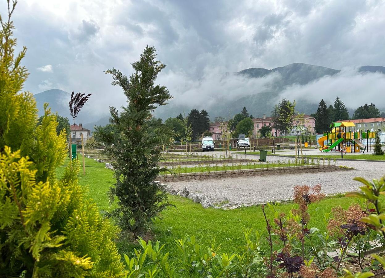 7 Lakes Camping Sapareva Banya Luaran gambar