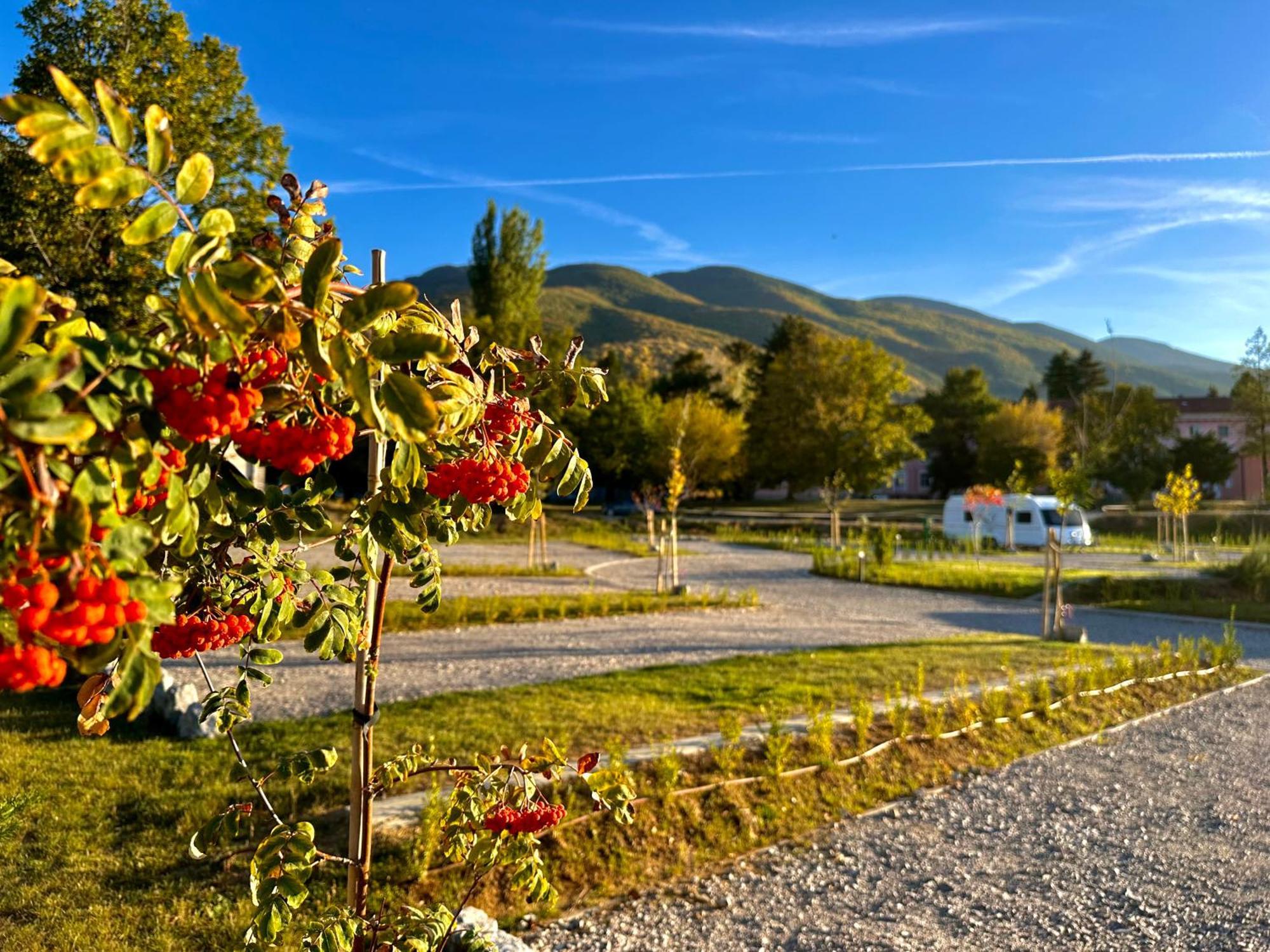 7 Lakes Camping Sapareva Banya Luaran gambar