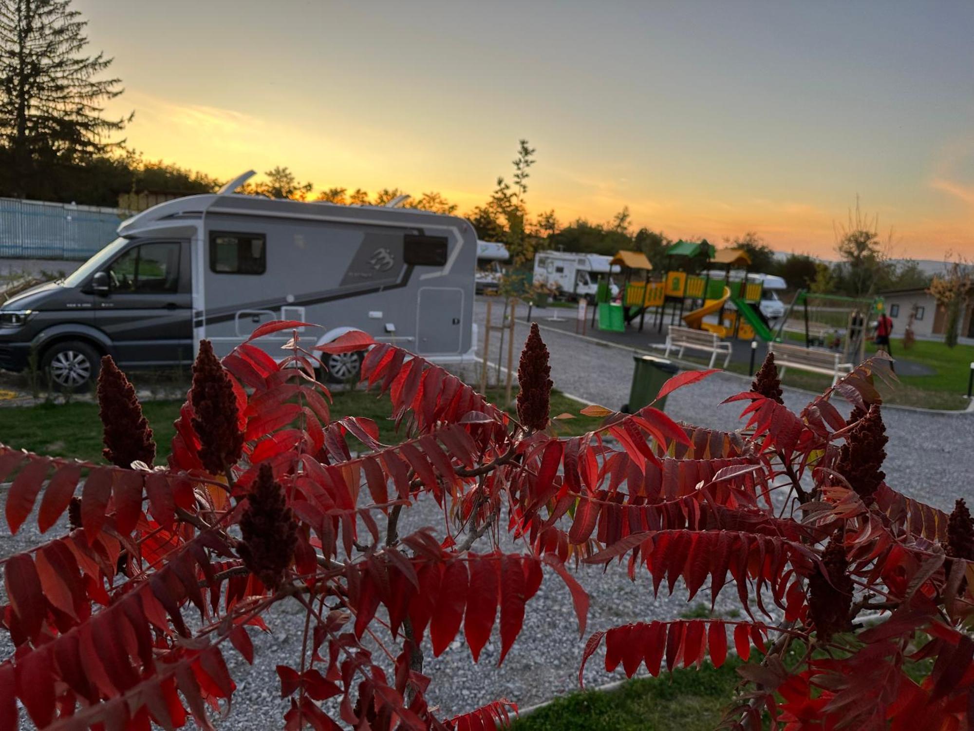 7 Lakes Camping Sapareva Banya Luaran gambar
