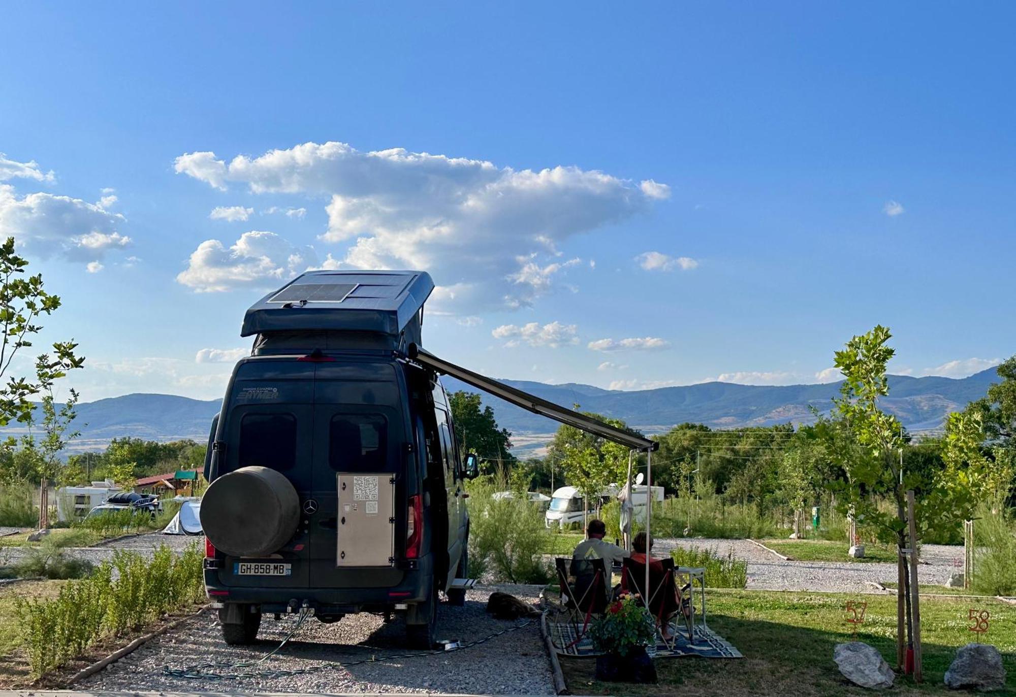7 Lakes Camping Sapareva Banya Luaran gambar