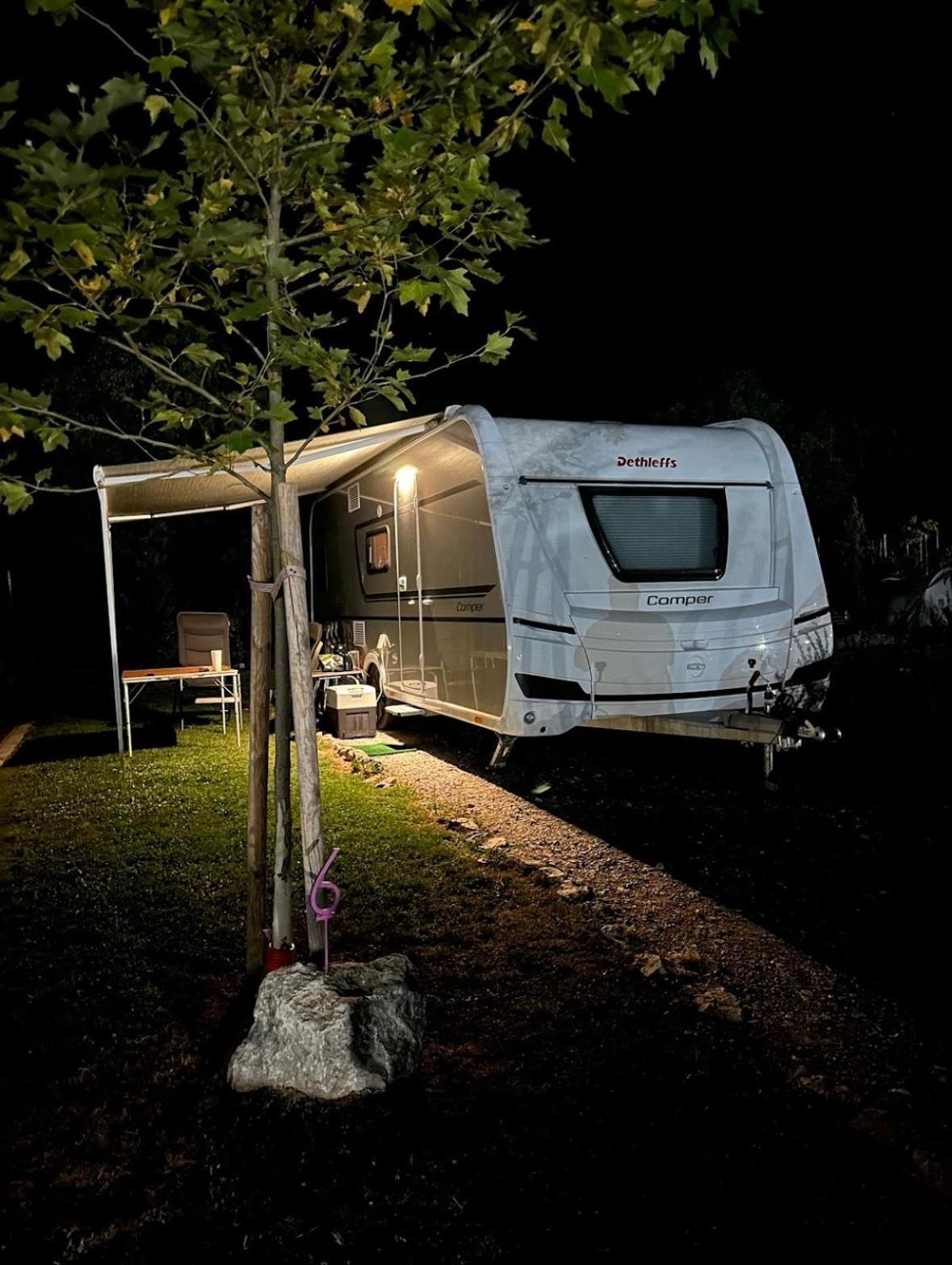 7 Lakes Camping Sapareva Banya Luaran gambar