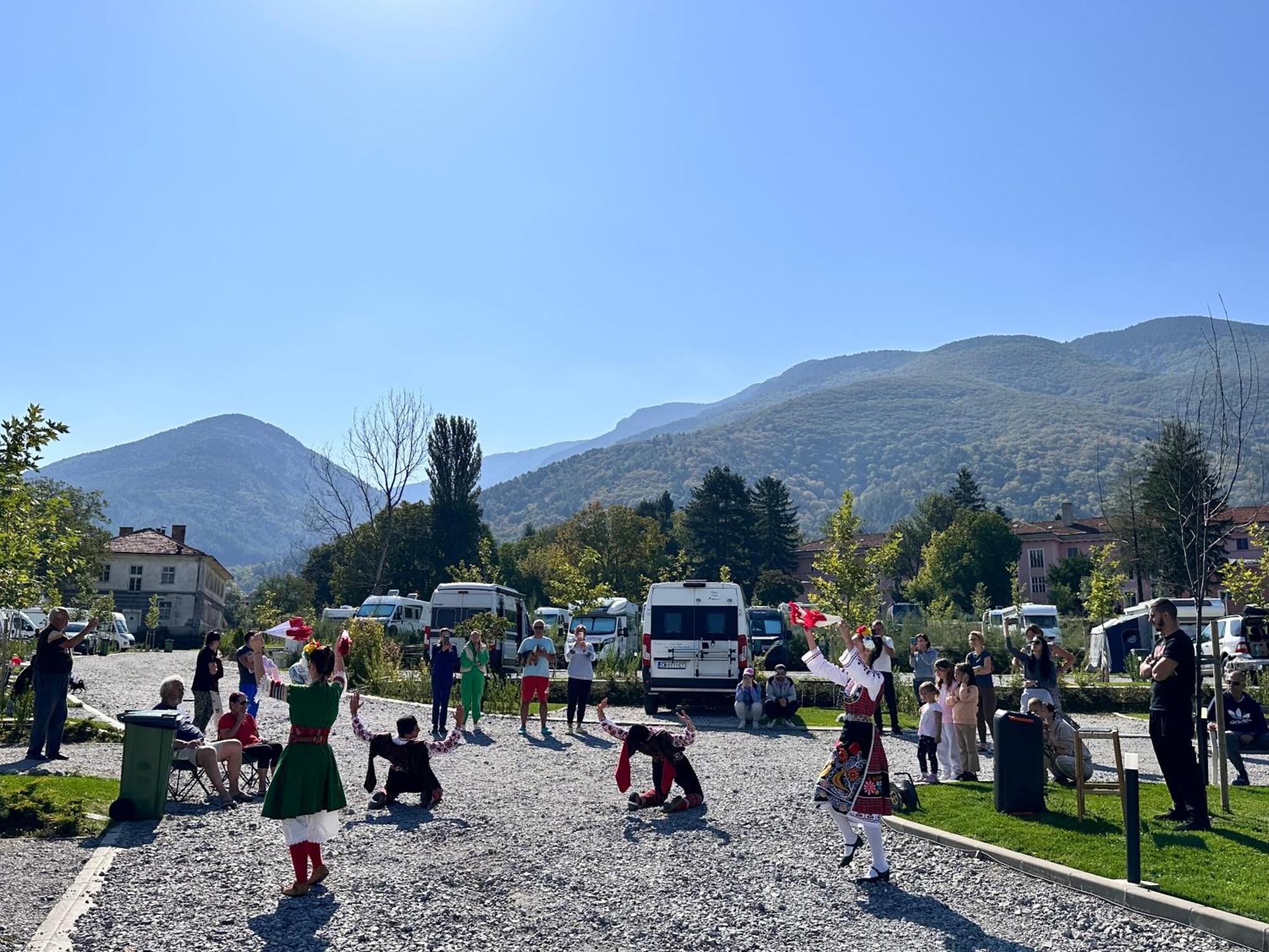 7 Lakes Camping Sapareva Banya Luaran gambar